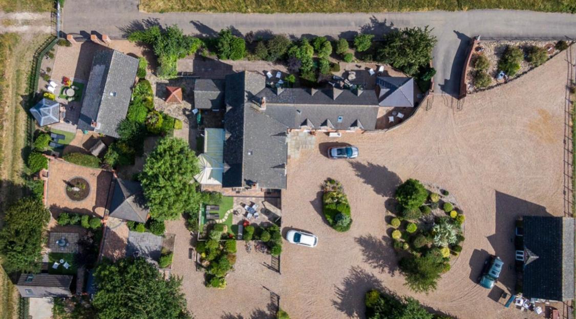 Lincoln Holiday Retreat Little House With Private Hot Tub Exterior photo